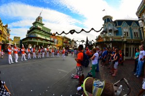 Being at the Magic Kingdom in December is like pooping Christmas rainbows - it's pretty magical.