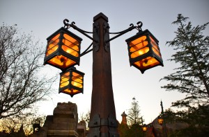 I love the light fixtures.