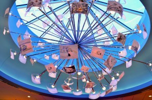 Interesting chandelier. I like it.