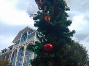 Love the miniature life vests on the Christmas garland at the Beach Club.